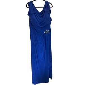 Navy Prom & Party Full Length Dress // Patra Women's Size 18
